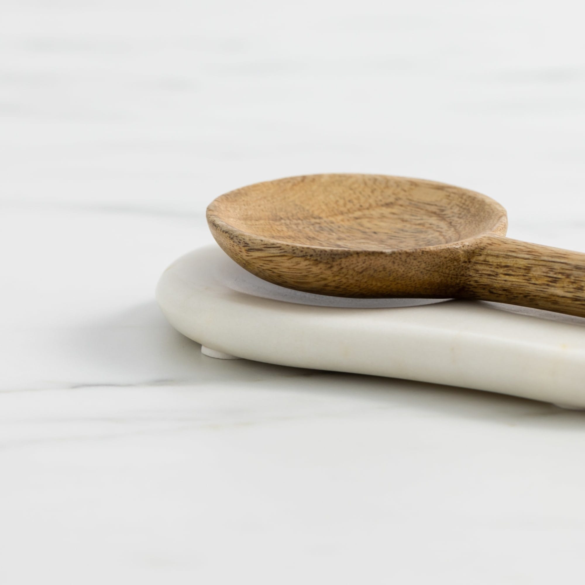 Salisbury & Co Riviera Spoon Rest White Kitchen Warehouse™